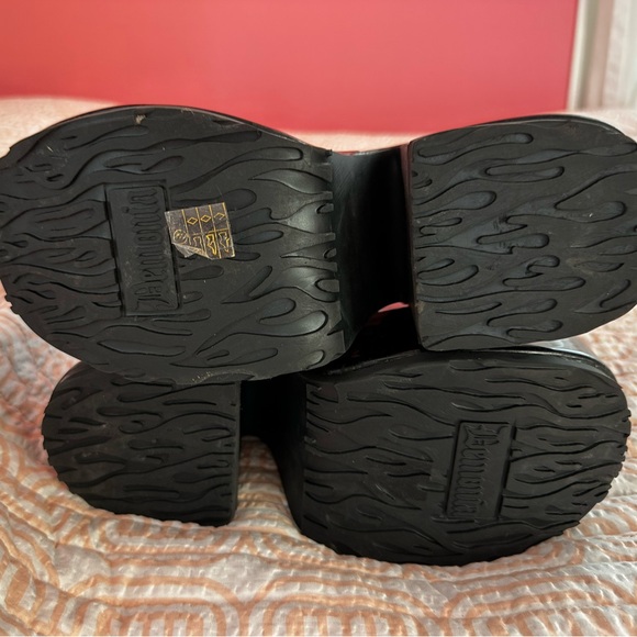 Demonia CAMEL-103 Black Patent Platform Mary Janes Shoes. - Picture 9 of 14